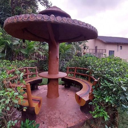 Soul Tree Deluxe Villa 106 Lavasa Kültér fotó